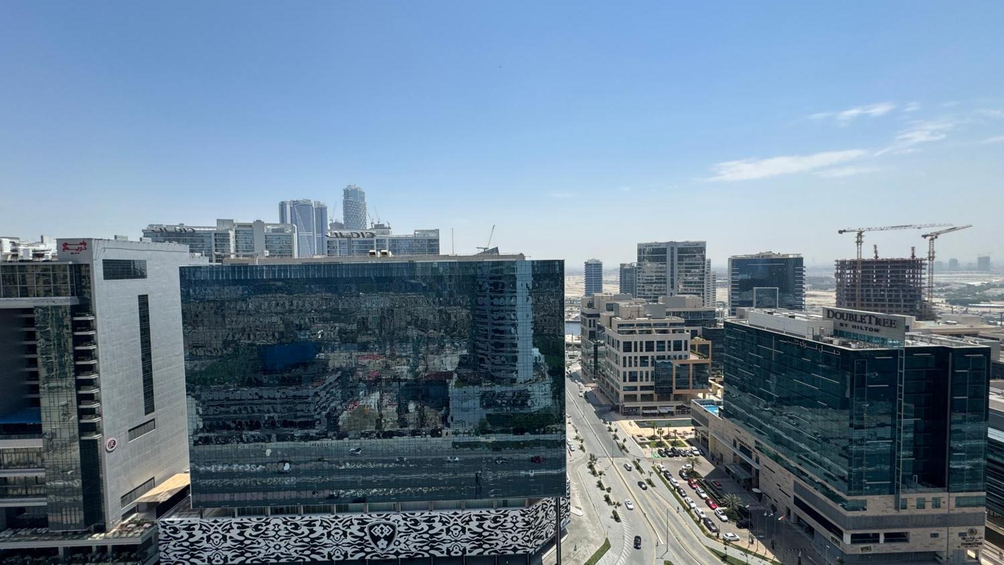 Magnificent - Damac Distinction Downtown Apartment *